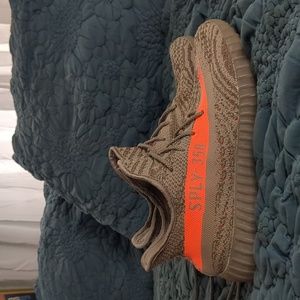 Size 9.5 - Adidas Yeezy Boost 350 V2 Beluga 9 1/2 Grey Men